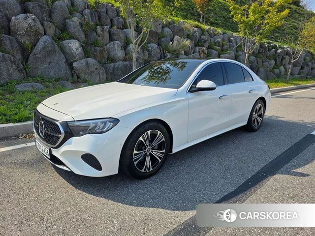 Mercedes-Benz E-Class W214 2025 Белый из Кореи