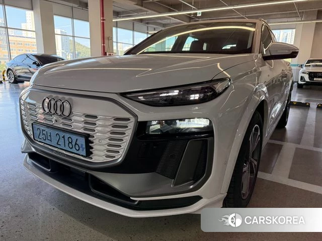 Audi Q6 e-Tron (GF) 2026 Белый из Кореи