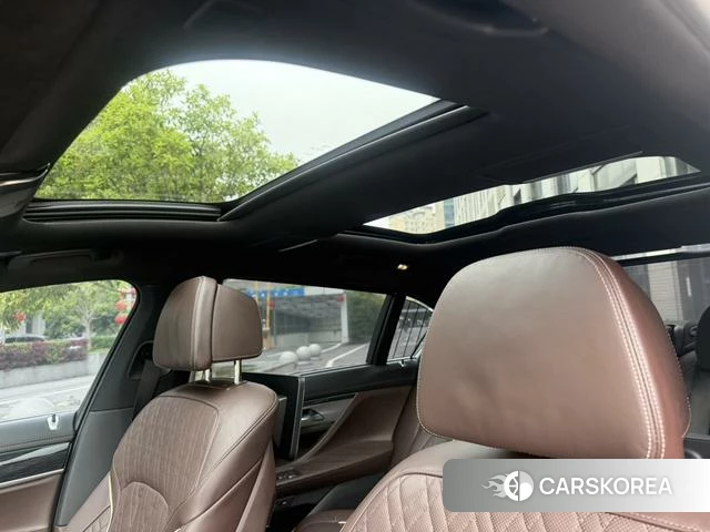 BMW 7 series 2020 Черный из Китая