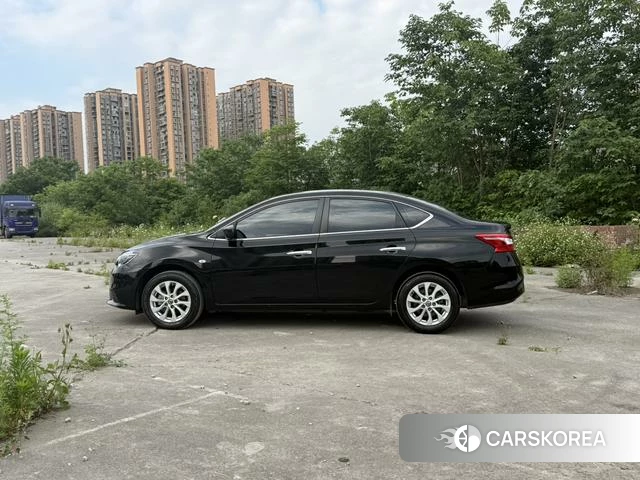 Nissan Sylphy 2023 Черный из Китая
