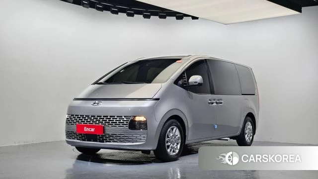 Hyundai Staria 2023 Серебряный из Кореи