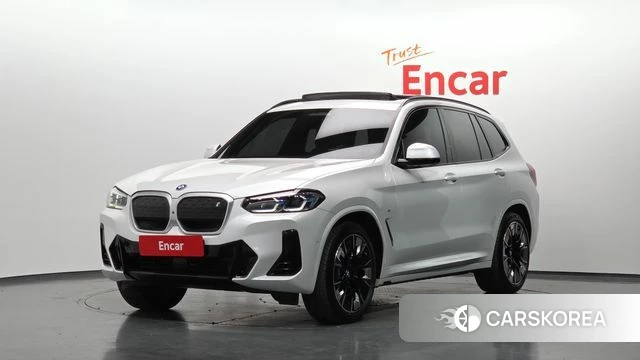 BMW iX3 2023 Белый из Кореи