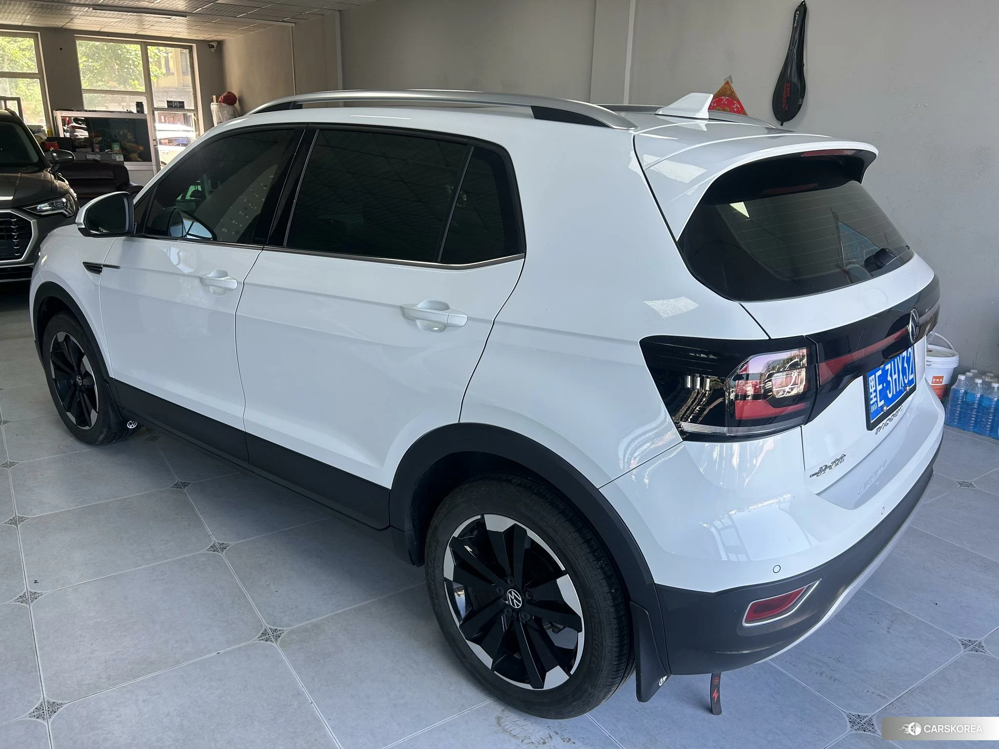 Volkswagen Tacqua 2021 Белый из Китая