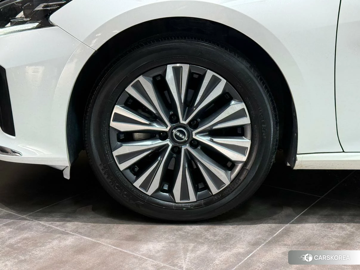 Nissan Altima 2022 Белый из Китая