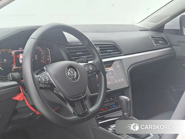 Volkswagen Lamando 2022 Белый из Китая
