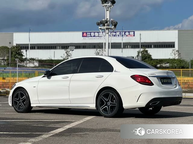 Mercedes-Benz C-class 2021 Белый из Китая
