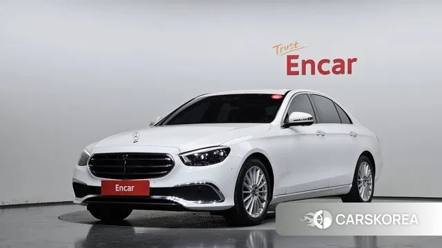 Mercedes-Benz E-Class W213 2022 Белый из Кореи