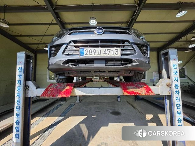 Ssangyong Beautiful Korando 2021 Серый из Кореи