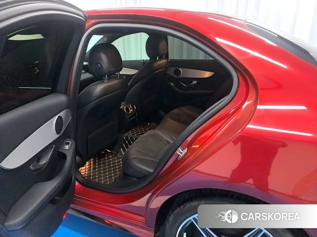 Mercedes-Benz C-class 2021 Красный из Китая