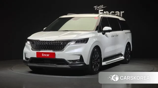 Kia Carnival 4th generation 2023 Белый из Кореи