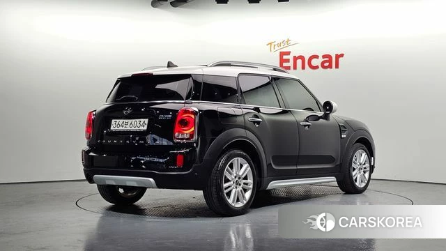 Mini Cooper Countryman 2019 Черный из Кореи