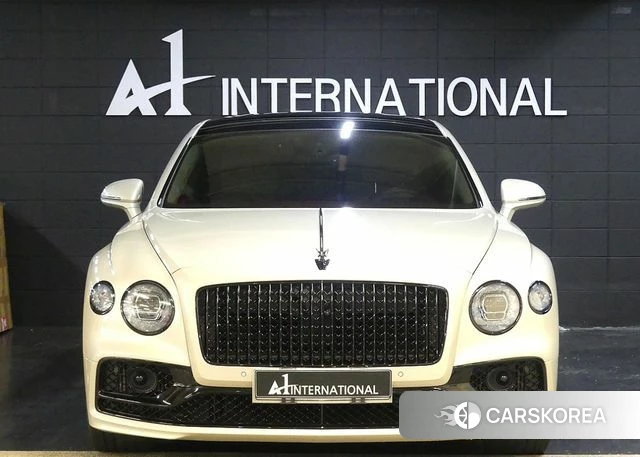 Bentley Flying Spur 3rd Generation 2021 Жемчужный цвет из Кореи
