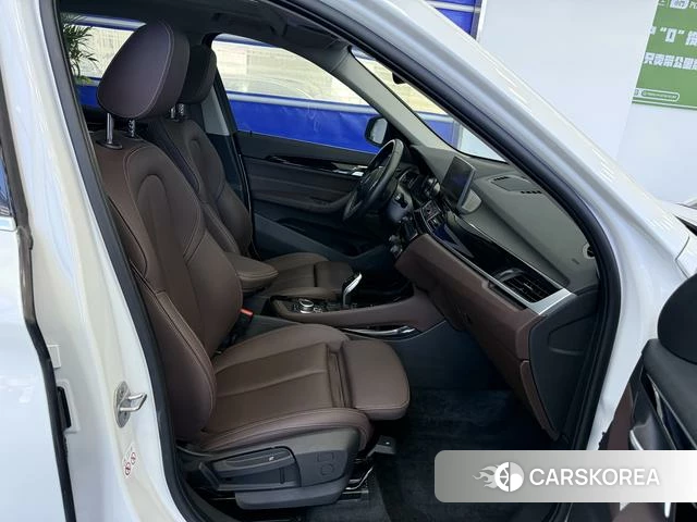 BMW X1 2021 Белый из Китая
