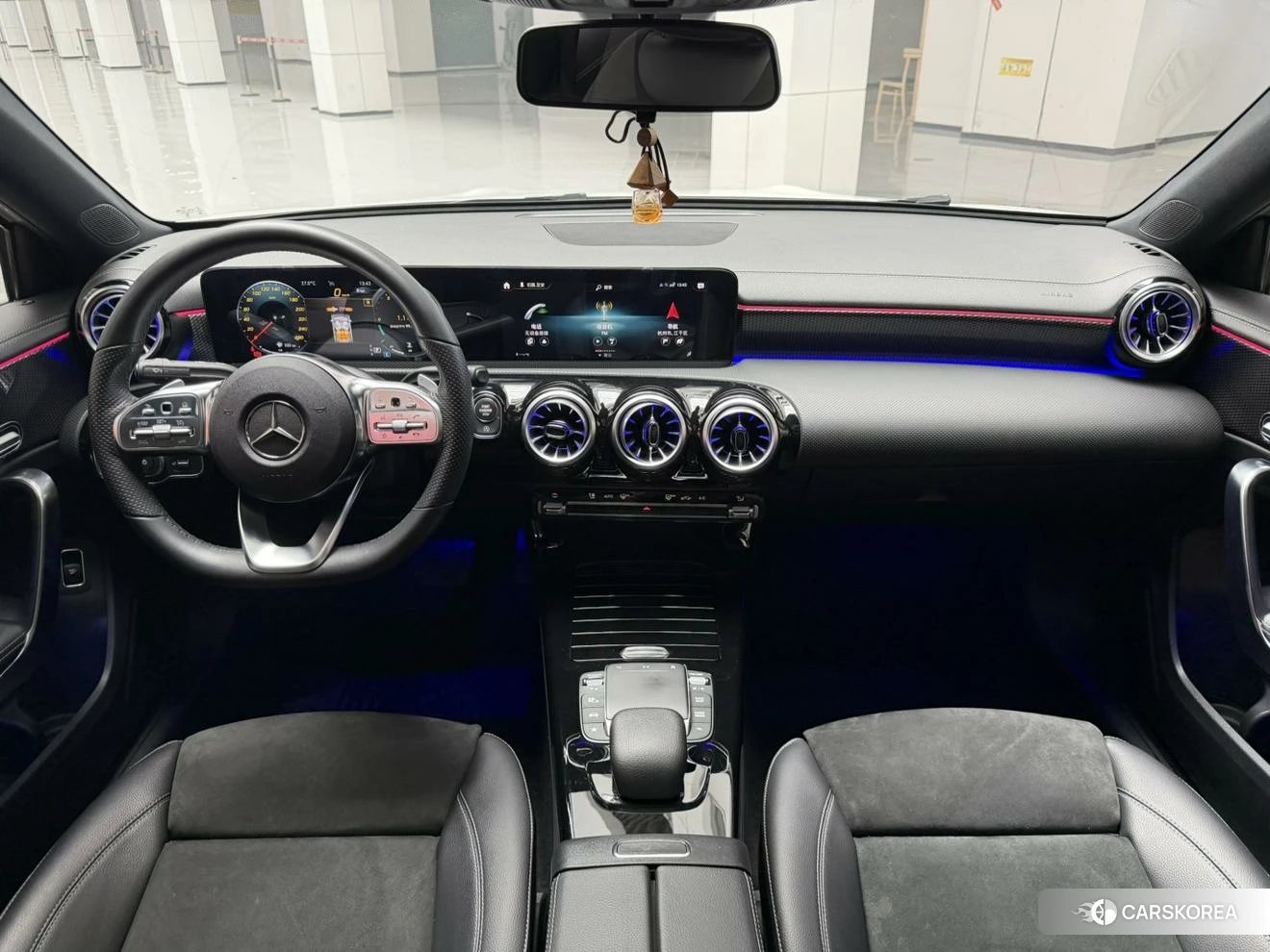 Mercedes-Benz A-Class 2021 Белый из Китая