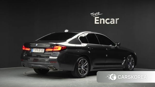 BMW 5 Series (G30) 2022 Серый из Кореи