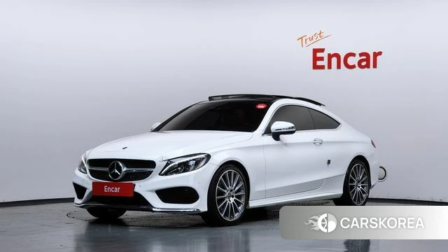 Mercedes-Benz C-Class W205 2018 Белый из Кореи