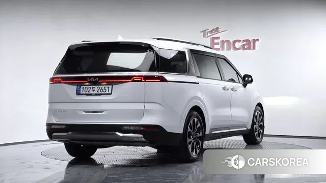 Kia Carnival 4th generation 2022 Белый из Кореи