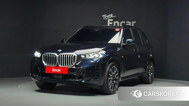 BMW X5 (G05) 2023 Черный из Кореи