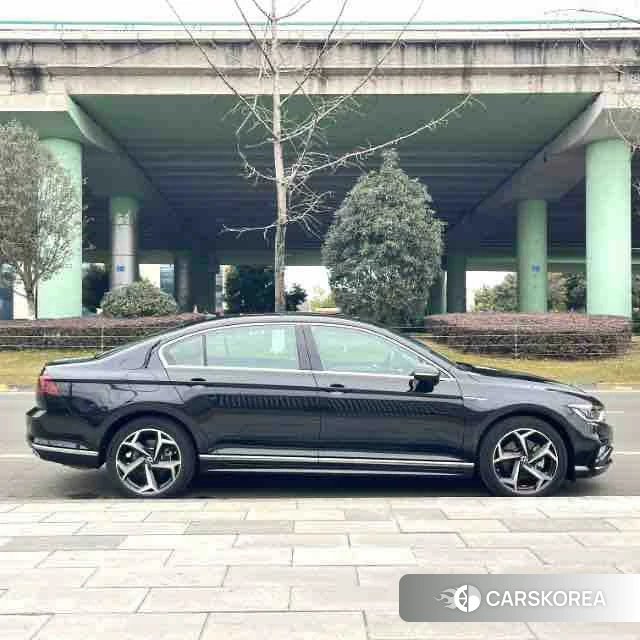 Volkswagen Magotan 2022 Черный из Китая