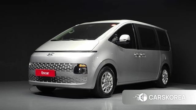 Hyundai Staria 2022 Серебряный из Кореи