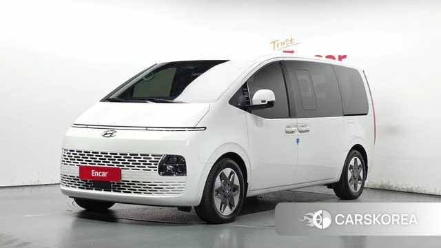 Hyundai Staria 2022 Белый из Кореи