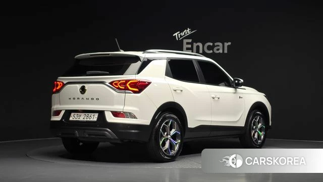 Ssangyong Beautiful Korando 2019 Белый из Кореи