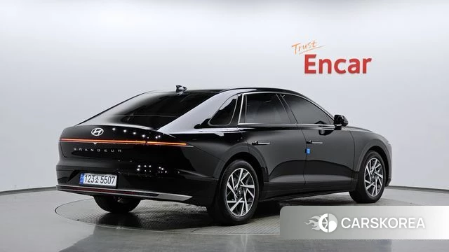 Hyundai Grandeur (GN7) 2024 Черный из Кореи