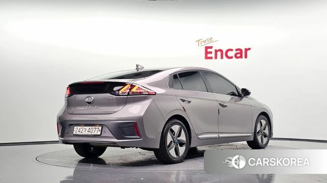 Hyundai The New Ionic Hybrid 2020 Серебристо-серый из Кореи