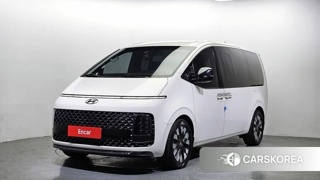 Hyundai Staria 2022 Белый из Кореи