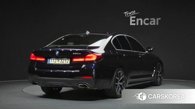 BMW 5 Series (G30) 2020 Черный из Кореи