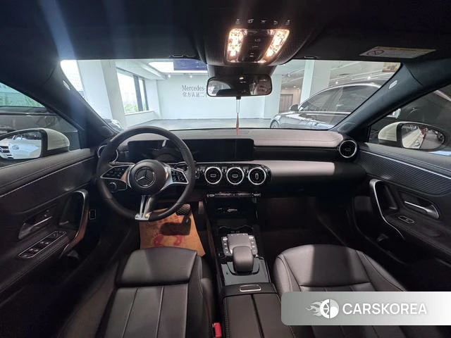 Mercedes-Benz A-Class 2023 Белый из Китая