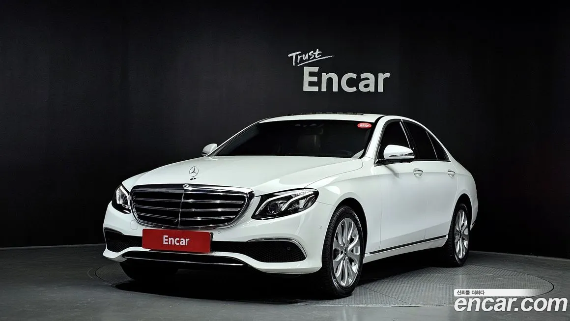 Mercedes-Benz E-Class W213 2020 Белый из Кореи