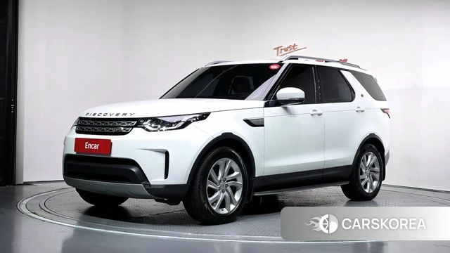 Land Rover Discovery 5 2018 Белый из Кореи