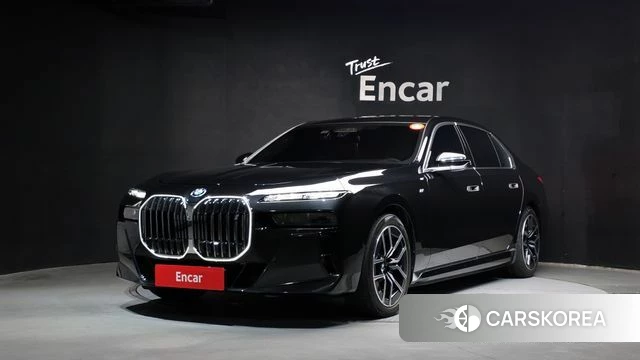 BMW i7 (G70) 2023 Черный из Кореи