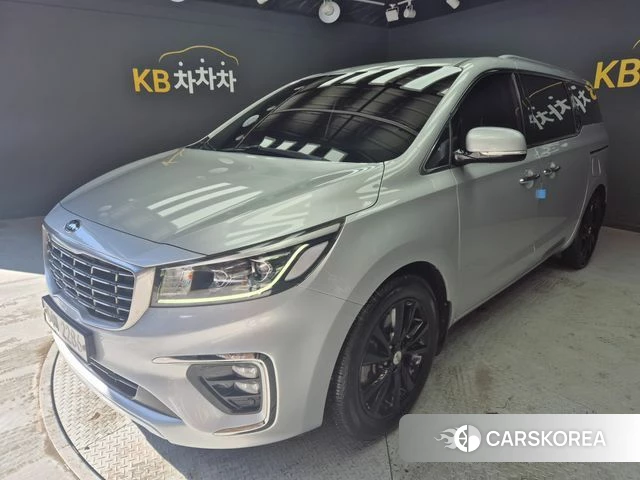 Kia The New Carnival 2018 Серебряный из Кореи