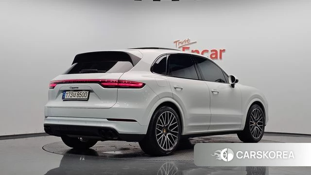 Porsche Cayenne (PO536) 2021 Белый из Кореи