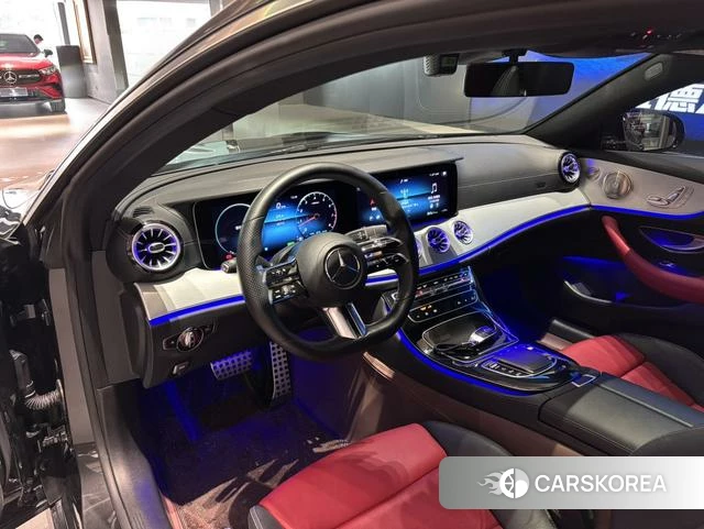Mercedes-Benz E-Class 2021 Темно-серый из Китая