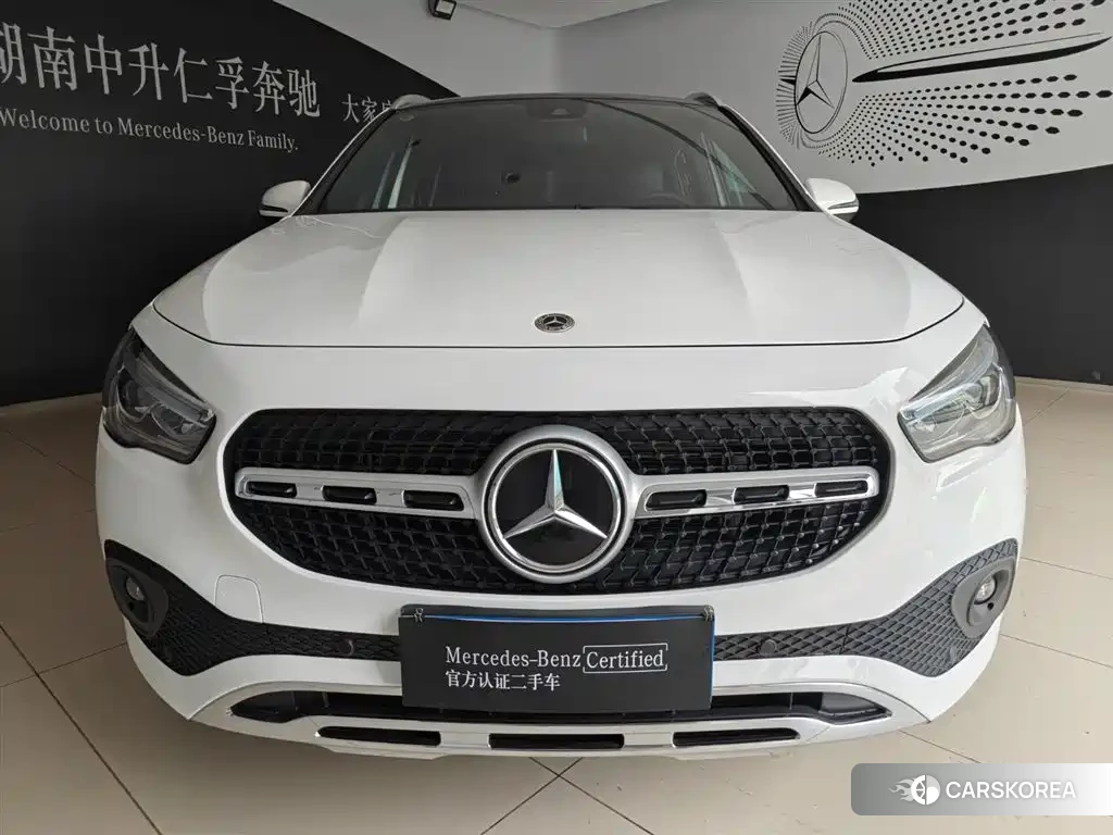 Mercedes-Benz GLA 2023 Белый из Китая