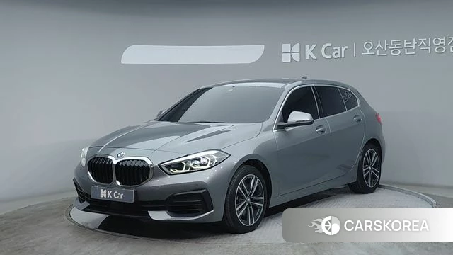 BMW 1 Series (F40) 2022 Серый из Кореи