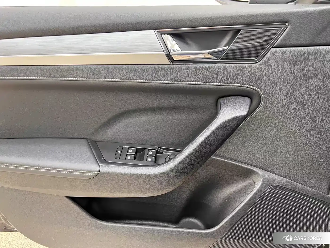 Skoda Superb 2025 Черный из Китая