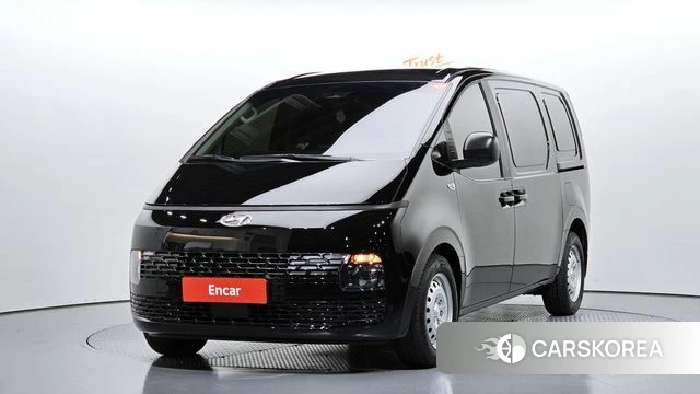 Hyundai Staria 2023 Черный из Кореи