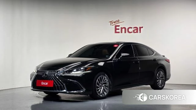 Lexus ES300h 7th generation 2023 Серый из Кореи