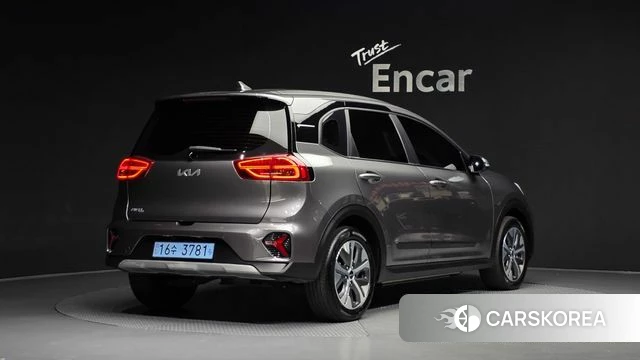 Kia Niro Plus 2023 Серый из Кореи