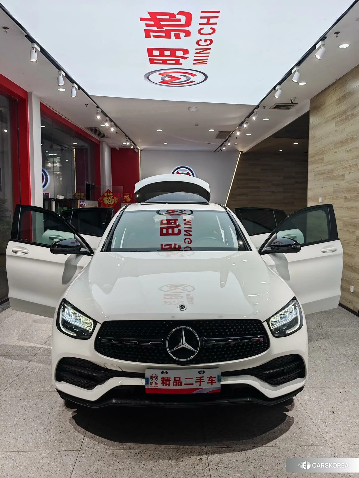 Mercedes-Benz GLC 2021 Белый из Китая