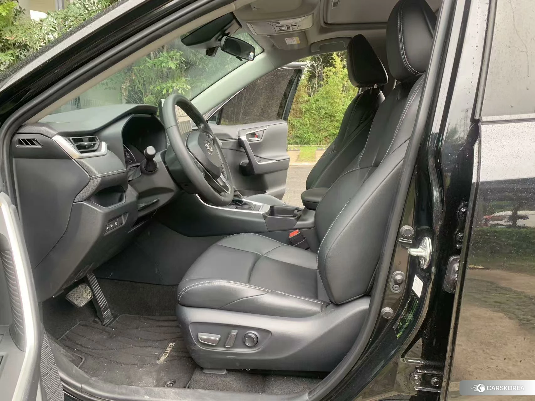Toyota Wildlander 2021 Черный из Китая