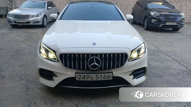Mercedes-Benz E-Class W213 2020 Белый из Кореи