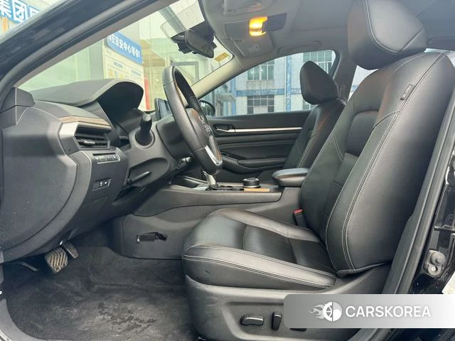 Nissan Altima 2021 Черный из Китая