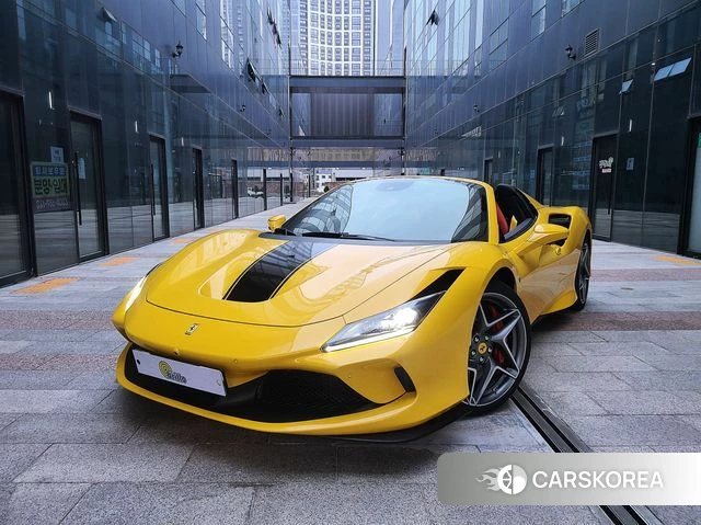 Ferrari F8 Spider 2021 Желтый из Кореи