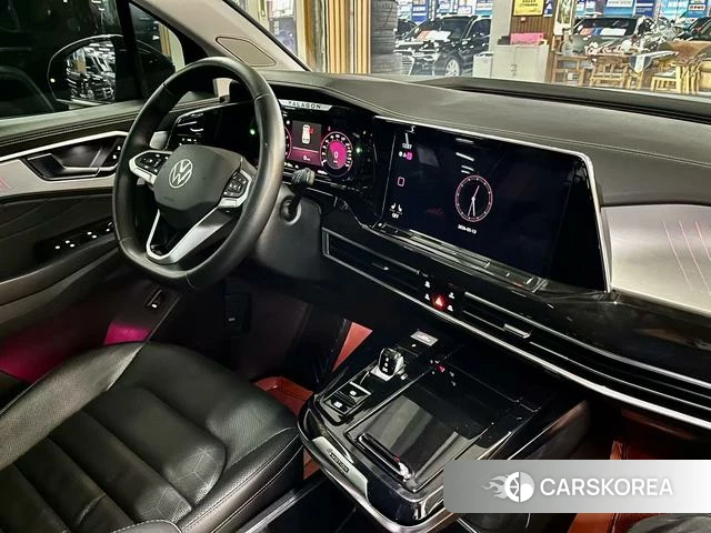 Volkswagen Talagon 2023 Темно-серый из Китая