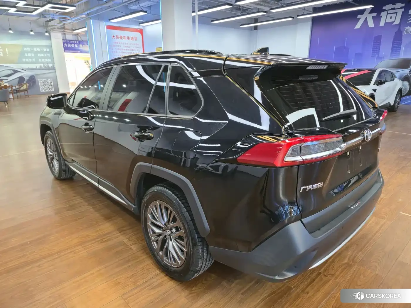 Toyota Wildlander 2024 Черный из Китая
